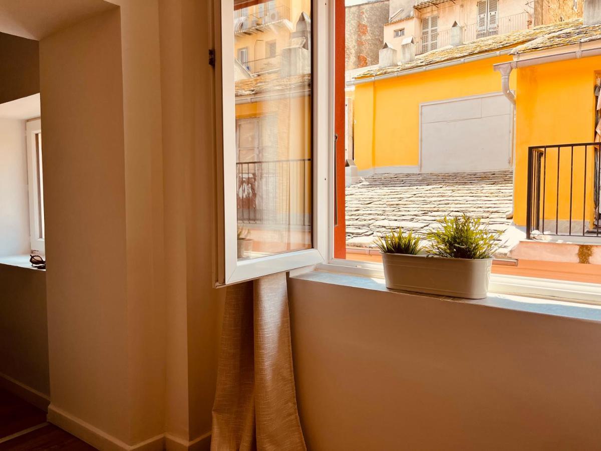 Pepites Bastiaises Vatta Appartement Roof Top Jacuzzi Vue Vieux Port Bastia  Exterior photo